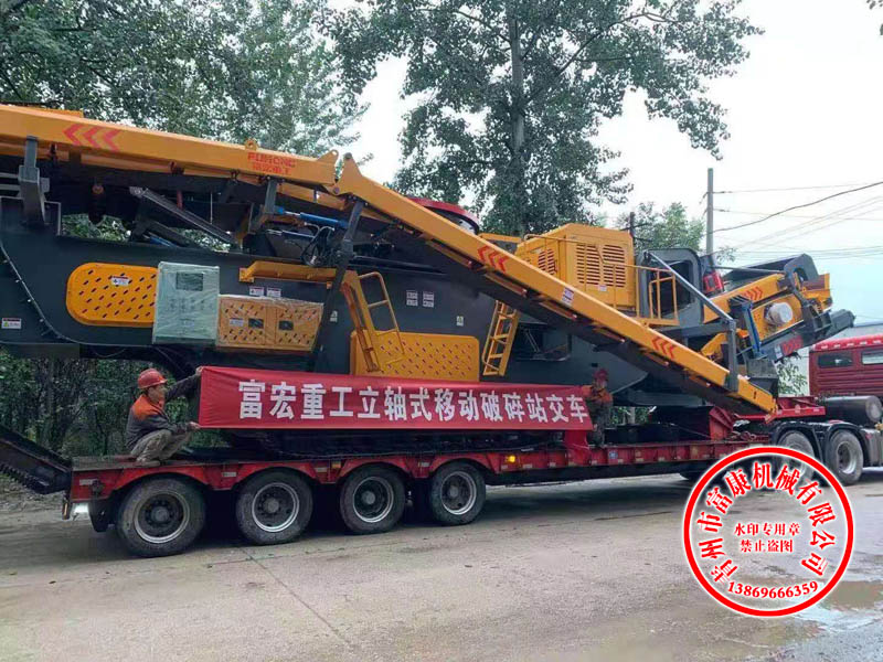 移動(dòng)碎石破碎機(jī)多少錢一臺(tái)？