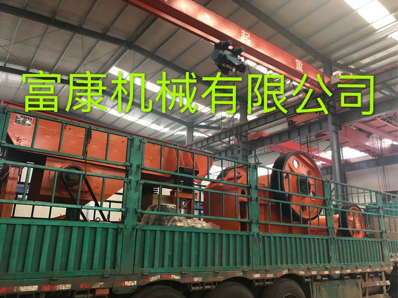 框架式移動破碎機(jī)